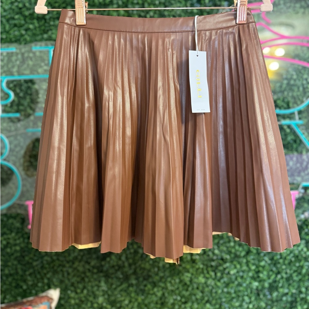 Gilli Brown Pleated Faux Leather Mini Skirt